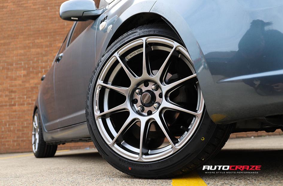 SUZUKI SWIFT BLADE HYPER BLACK